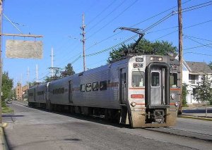 2-car CSS&SB train westbound at 11th & Franklin (Michigan City 092105.jpg