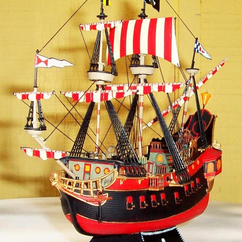 Revell Jolly Roger Ship - Plastic Model | Zealot